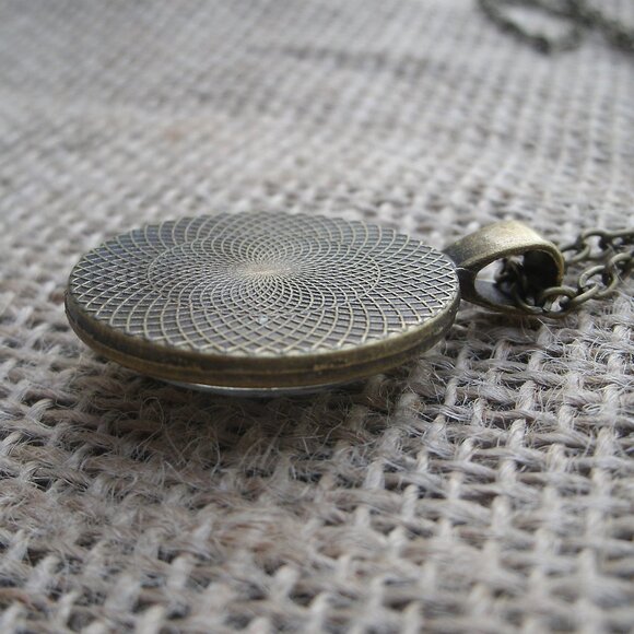 Vine Pentacle Glass Cabochon Pendant Necklace - Picture 9 of 12